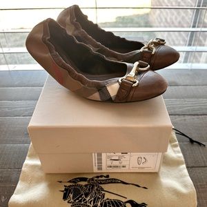 Burberry Heritage Shipley Ballerina Flat